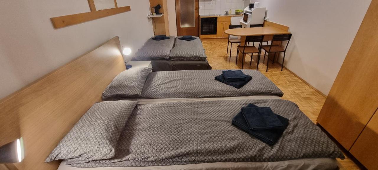 Apartma Luka With Private Parking Изола Екстериор снимка